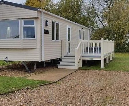 Ksr Hot Tub Holiday Home At Tattershall Lakes Екстер'єр фото