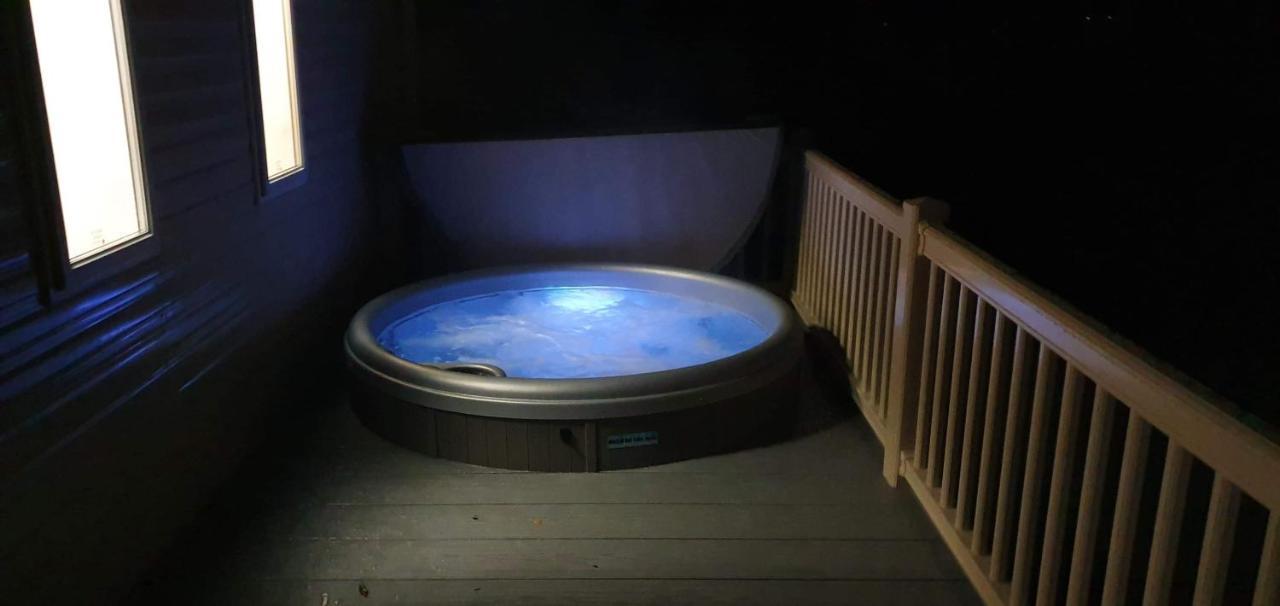 Ksr Hot Tub Holiday Home At Tattershall Lakes Екстер'єр фото