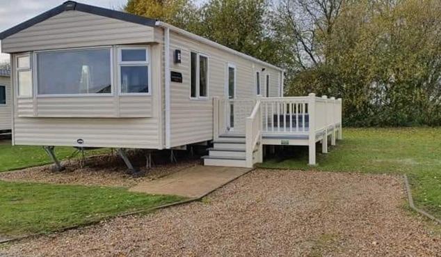 Ksr Hot Tub Holiday Home At Tattershall Lakes Екстер'єр фото